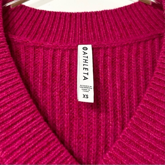 Athleta Shasta Oversized Wool Knit Tunic Sweater in Magenta Pink XS - Picture 6 of 7